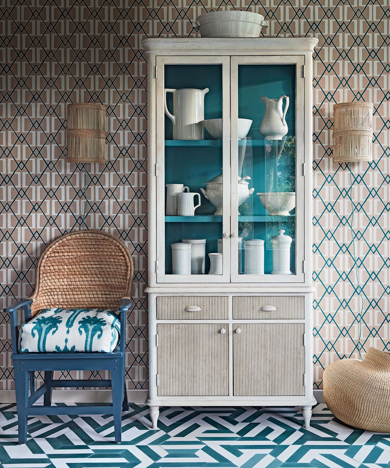 20 spaces that show off blue and white decor – stylishly | Homes and Gardens