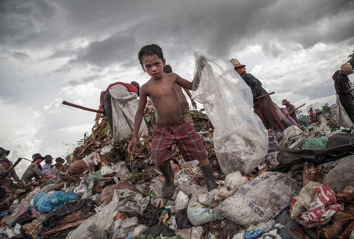 Why plastic bags may be better for the environment than paper or cotton ...