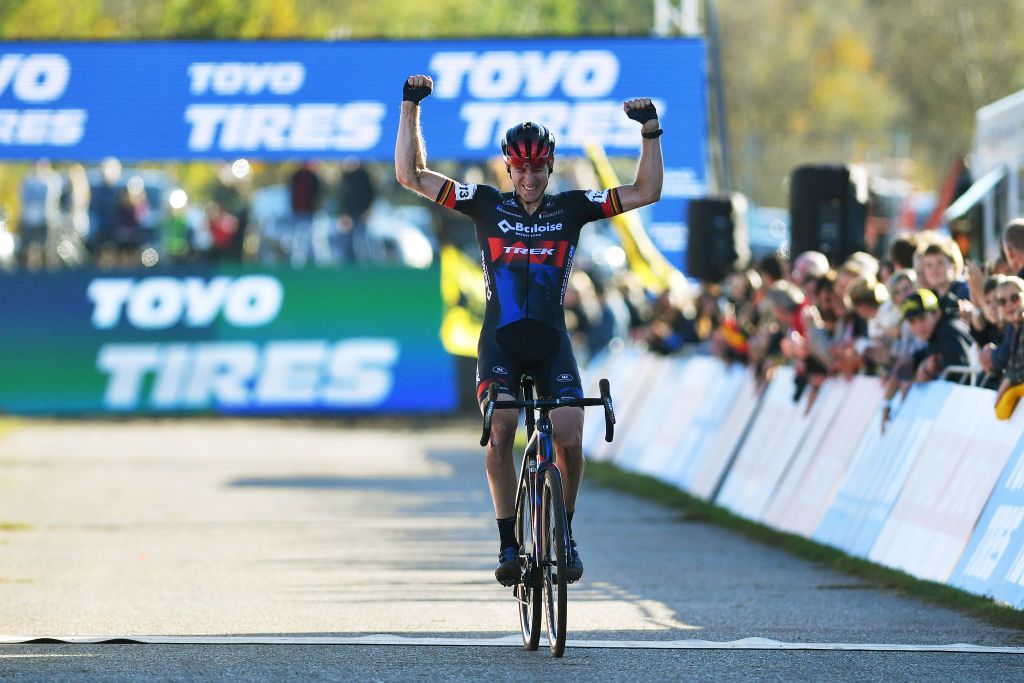 ZONHOVEN BELGIUM OCTOBER 24 Toon Aerts of Belgium and Team Baloise Trek Lions celebrates at finish line as race winner during the 25th Zonhoven UCI CycloCross Worldcup 2021 Mens Elite CXWorldCup UCIcyclocrossWC zonhoven on October 24 2021 in Zonhoven Belgium Photo by Luc ClaessenGetty Images