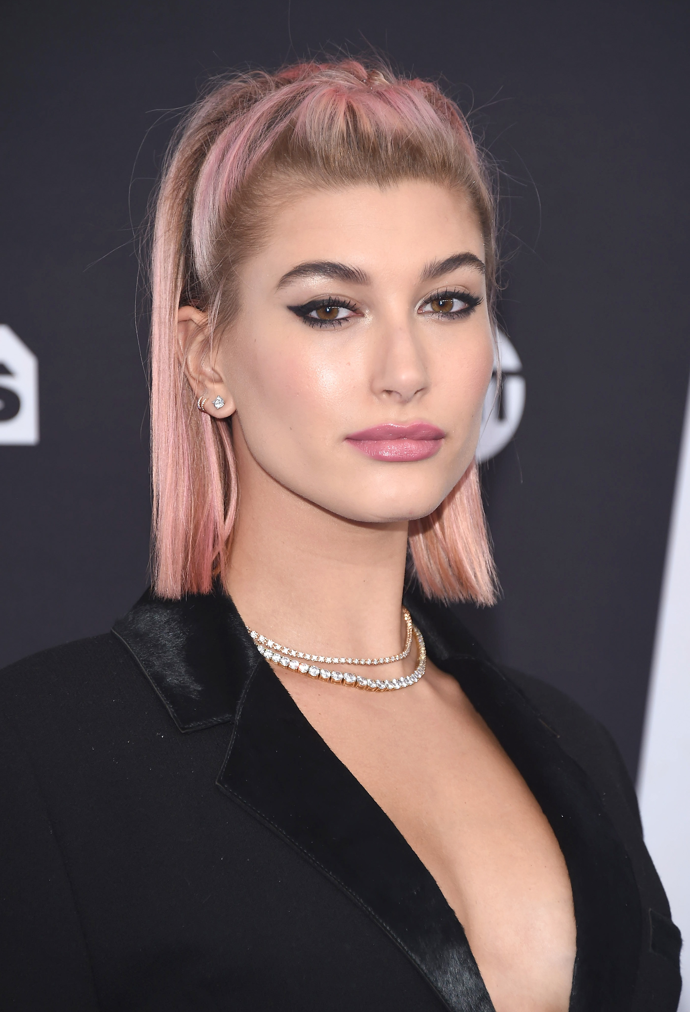 pink - hailey bieber