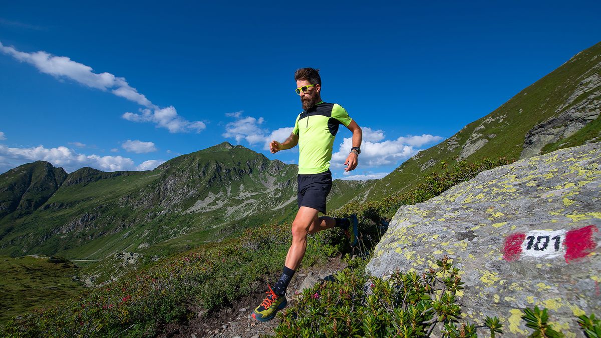 Run downhill like a pro with 13 tips from Kilian Jornet and more professional runners