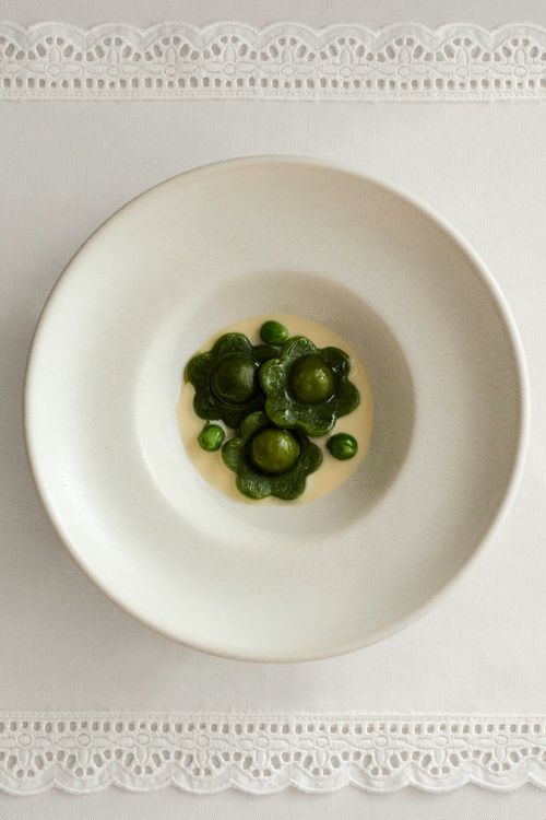 Lace-Trimmed Place Mats, Set of 2