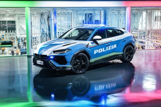 Lamborghini Urus in Polizia livery