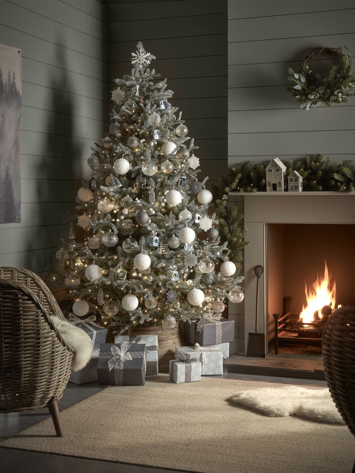 The Cox & Cox sale is here! Black Friday it's all about 'Grey