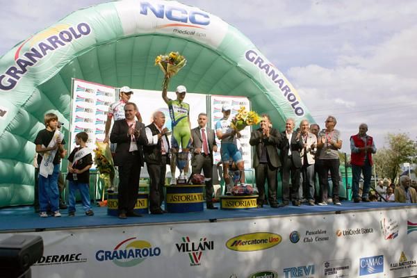 Memorial Marco Pantani podium (l-r): Jose Rodolfo Serpa Perez Androni Giocattoli), Elia Viviani (Liquigas - Doimo) and Manuel Belletti (Colnago - CSF Inox)