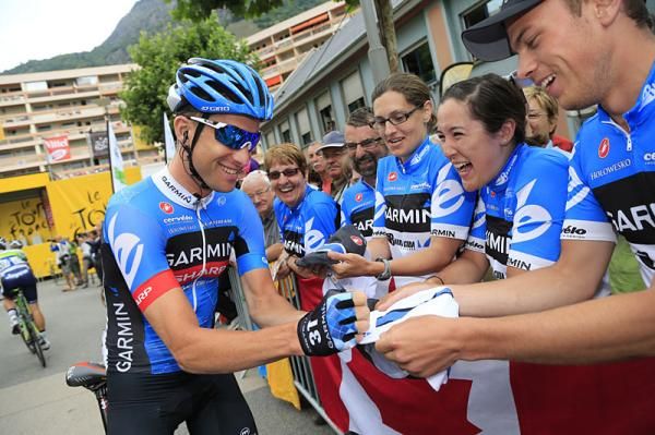 Christian Vande Velde (Garmin - Sharp) signs autographs