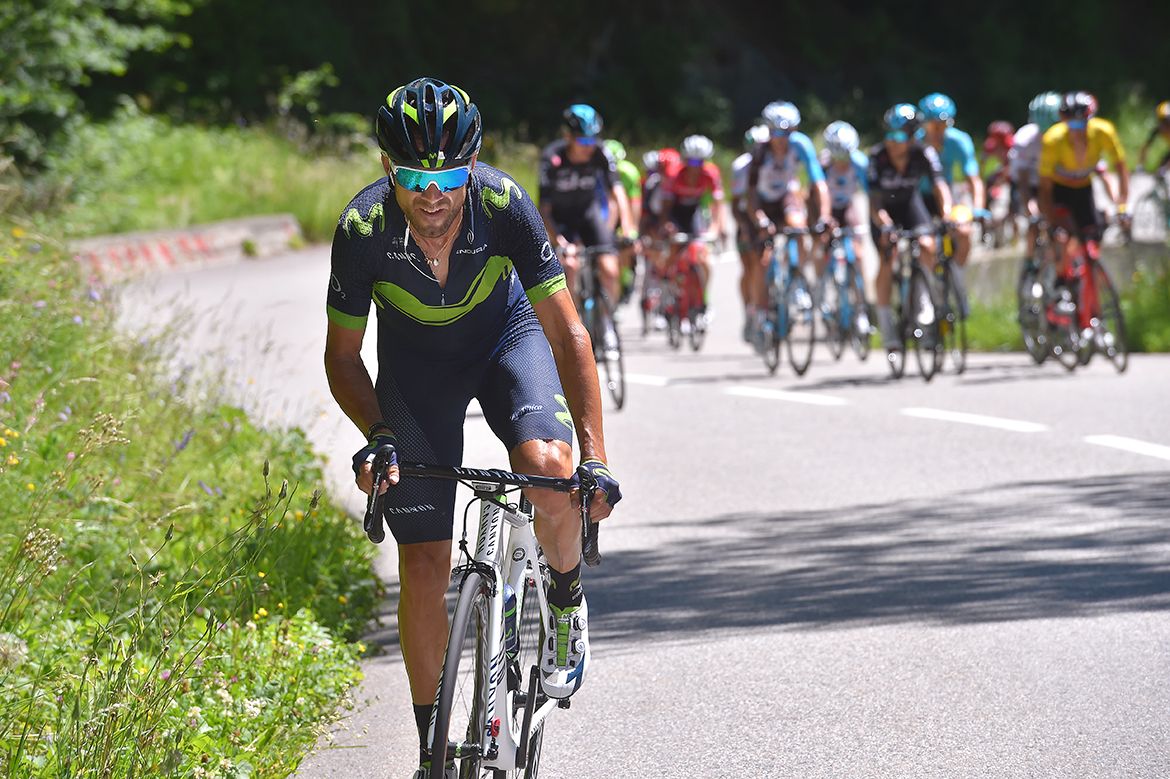 Alejandro Valverde stretches his legs at the Crit&eacute;rium du Dauphin&eacute;