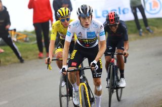Jonas Vingegaard showed his strength again on stage 17 of the Tour de France 2021