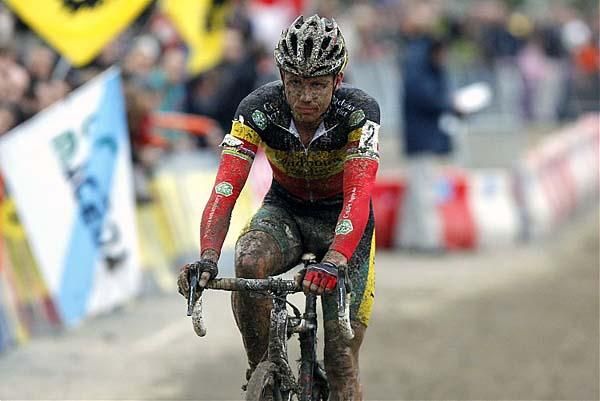 It was a frustrating day for Sven Nys (Landbouwkrediet Colnago).