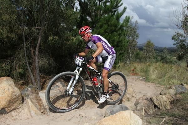 John Henderson leads super master men's race