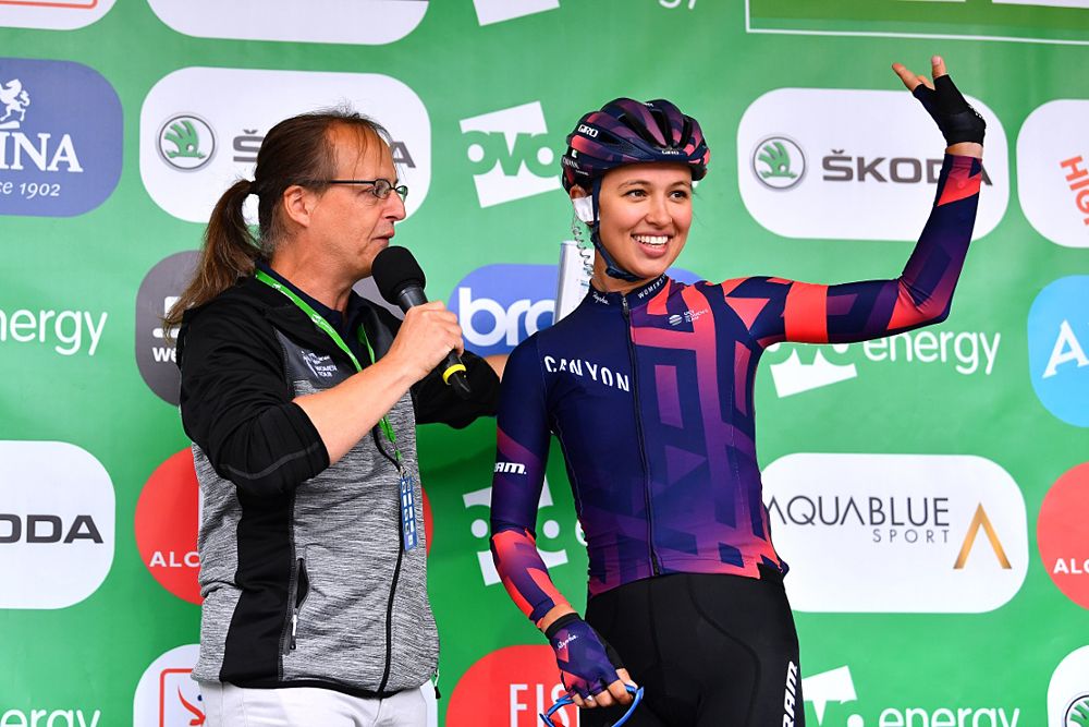 Defending champion Kasia Kiewiadoma at OVO Enery Women's Tour stage 1 start