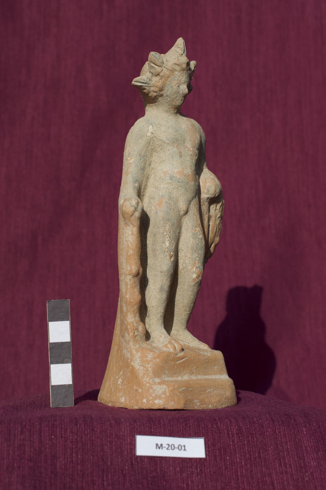The figurines also included divine figures such as Heracles shown here.
