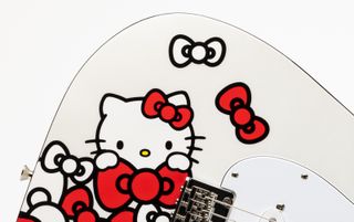 Fender x Hello Kitty Made in Japan Stratocaster