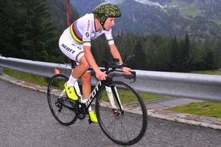 Stage 7 - Giro Rosa: Van Vleuten wins stage 7 mountain time trial