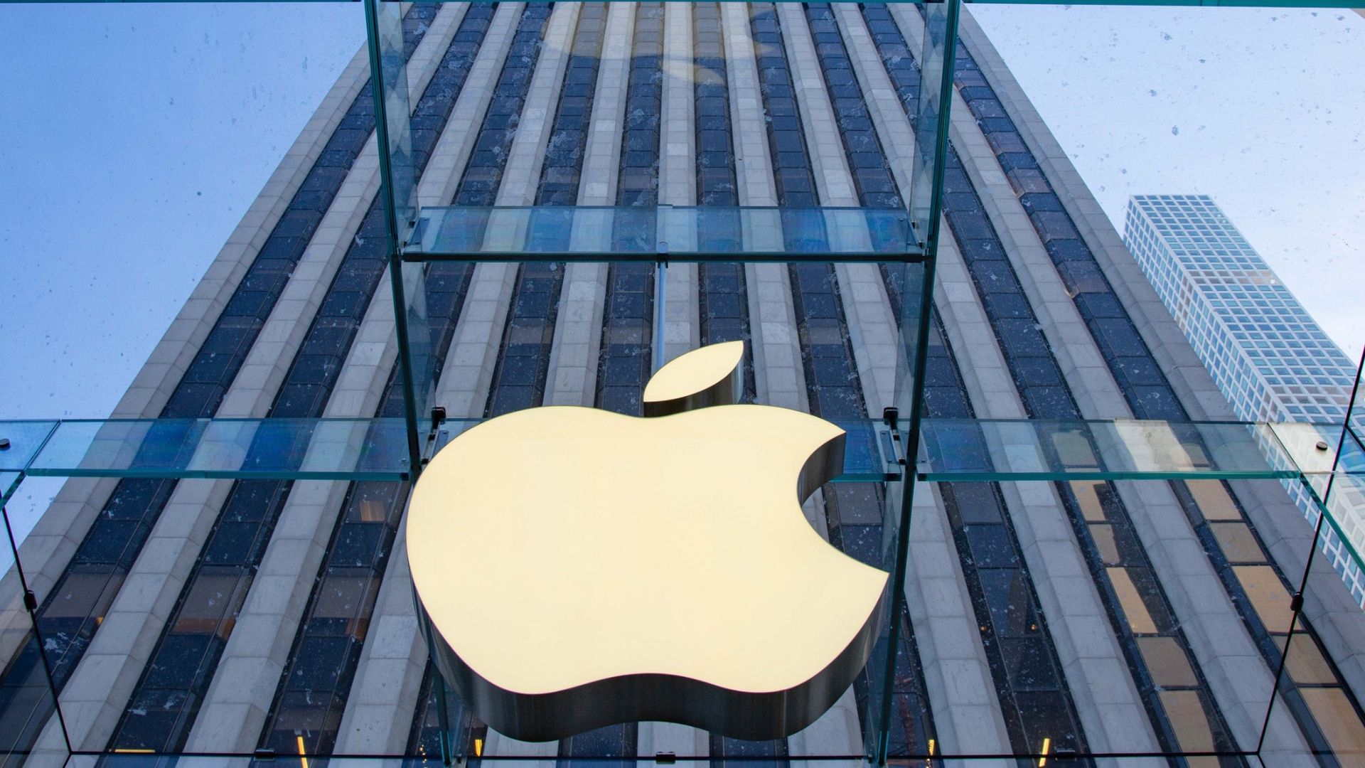 Apple's $250 million class action settlement website is now open — here's how eligible iPhone owners can file a claim and how much they'll get