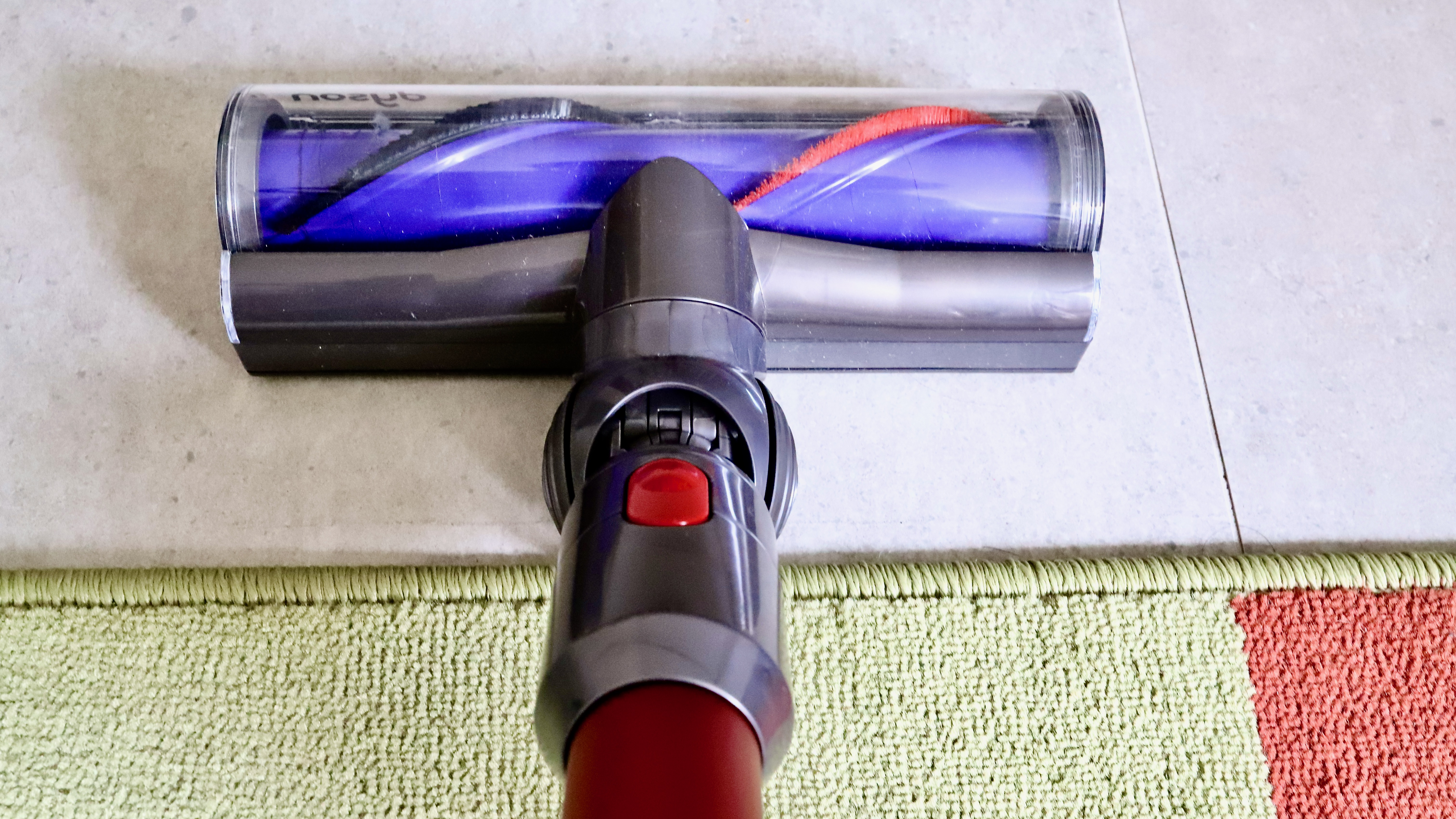 Dyson v7 motorhead