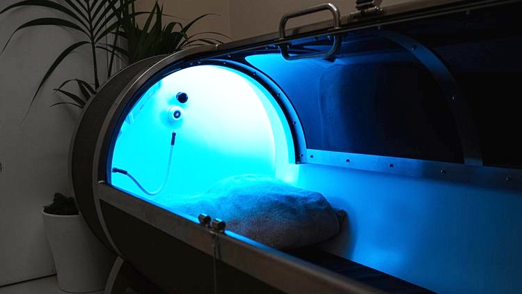 A Hyperbaric Oxygen Therapy chamber