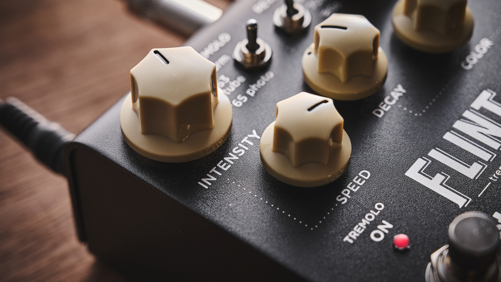 Strymon Flint V2