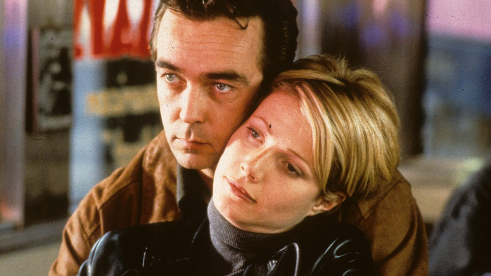 Gwyneth Paltrow as Helen and John Hannah as James in Sliding Doors.