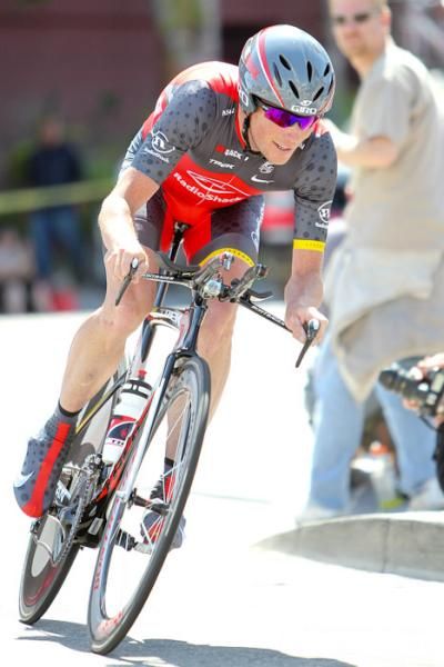 Chris Horner (Radioshack), who is no fan of time trailing, beat most of the field with a eighth.
