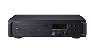 CD player: TEAC VRDS-701