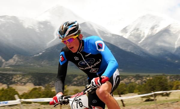 Russell Finsterwald (Gary Fisher) riding a good race.