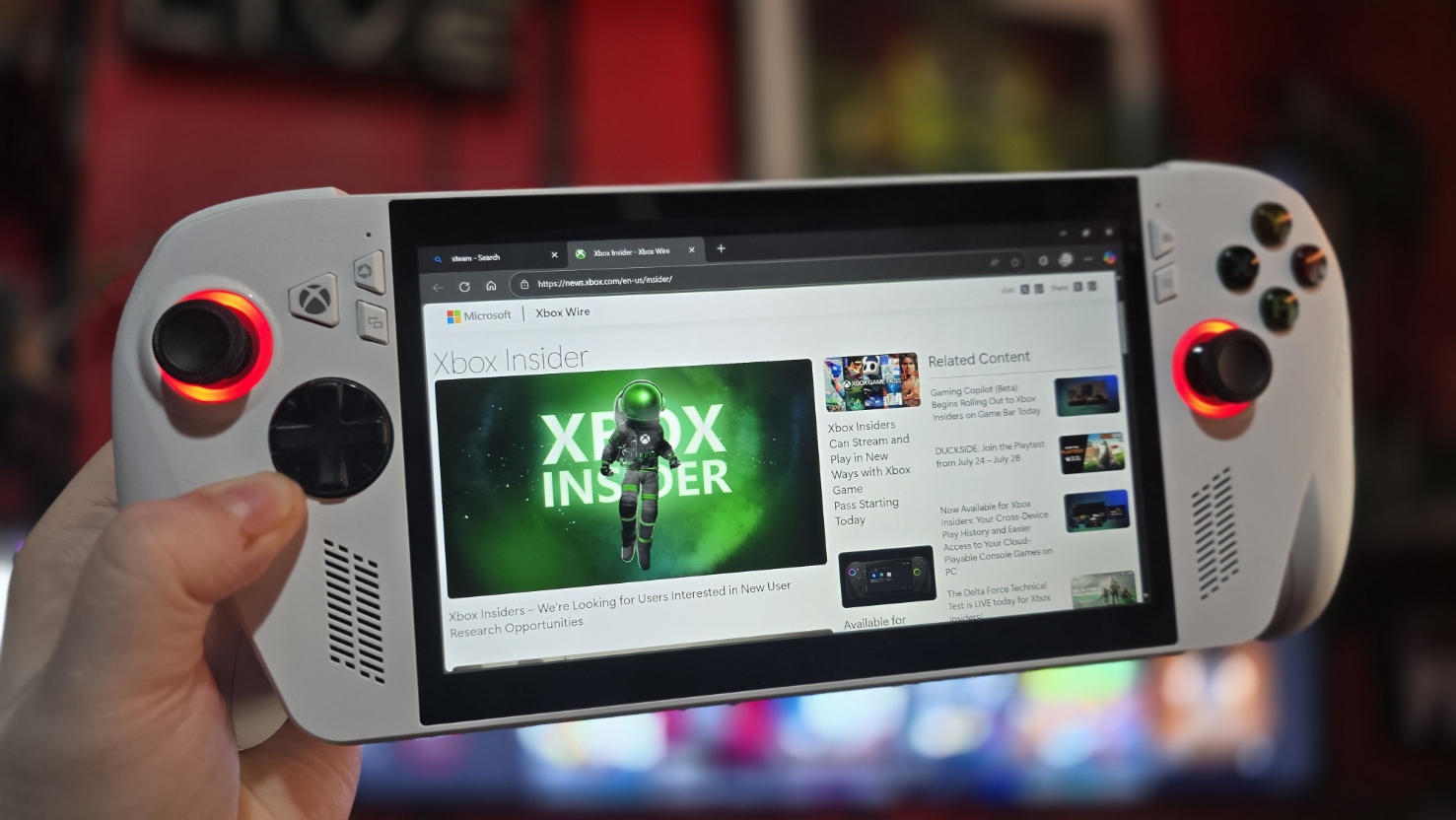 Xbox Ally with Xbox Insider Program website up on the screen