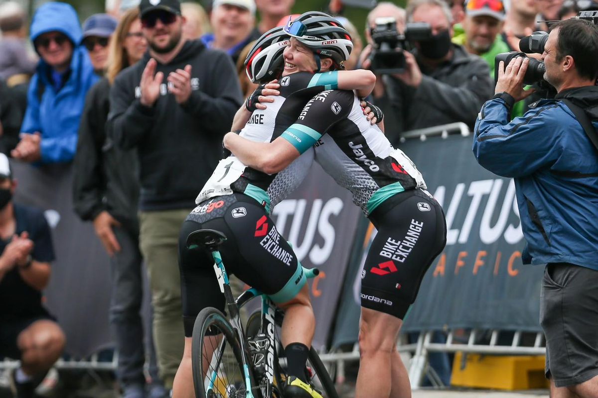 Sarah Roy (Team BikeExchange) wins the elite road race at Nationals