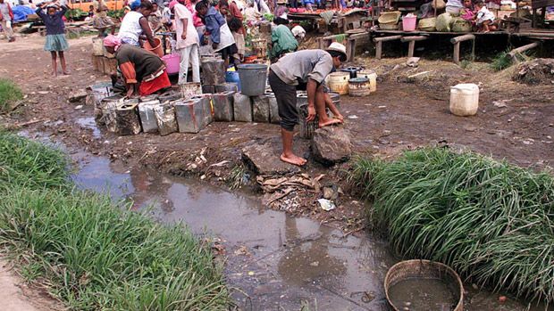 Slum area with poor sanitation in Antananarivo, Madagascar 