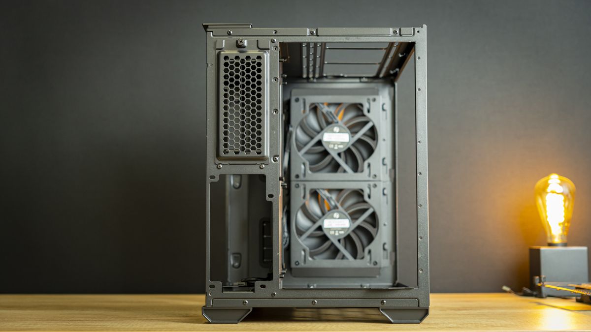 Lian Li O11 Mini Air
