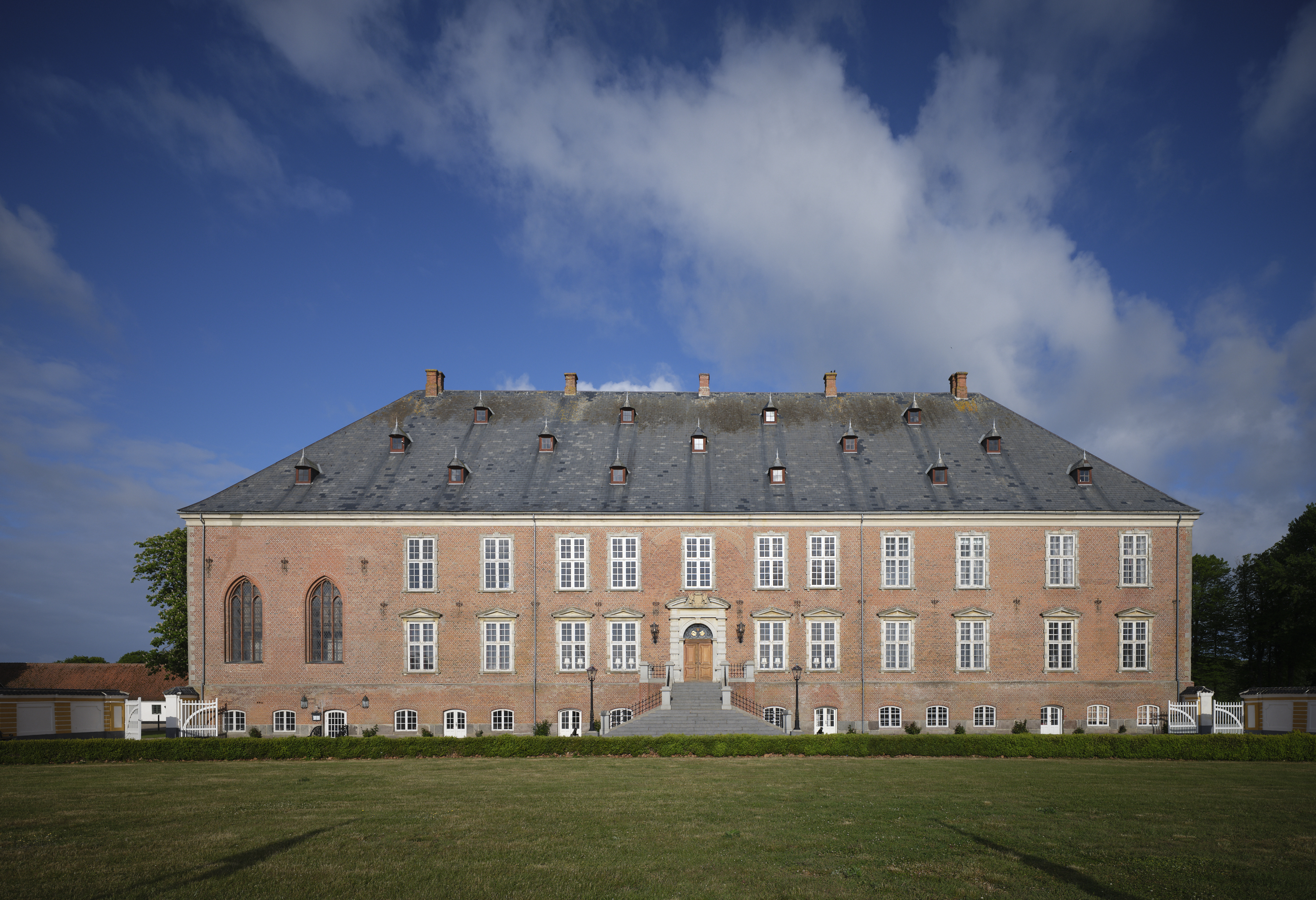 valdemars slot denmark art venue