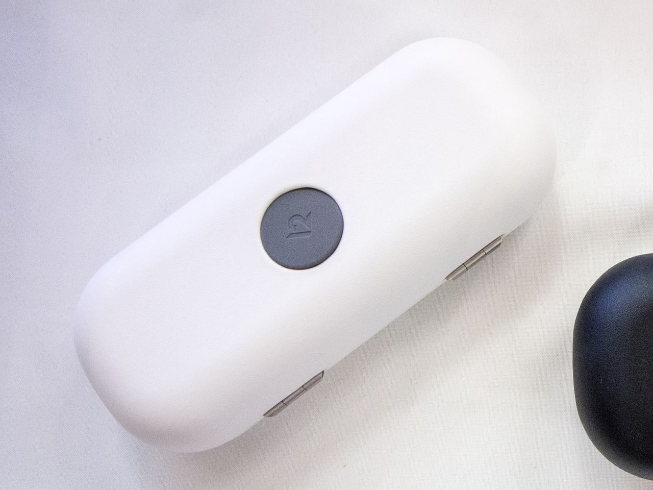 Twelve South TimePorter White