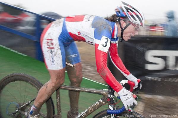 French champion Carolina Mani en route to 5th in Fort Collins.