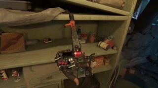 Cocking a gun in Half-Life: Alyx