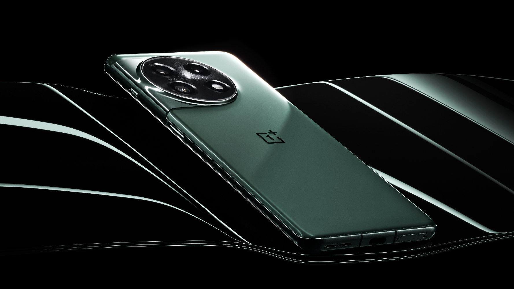 The OnePlus 11 in green