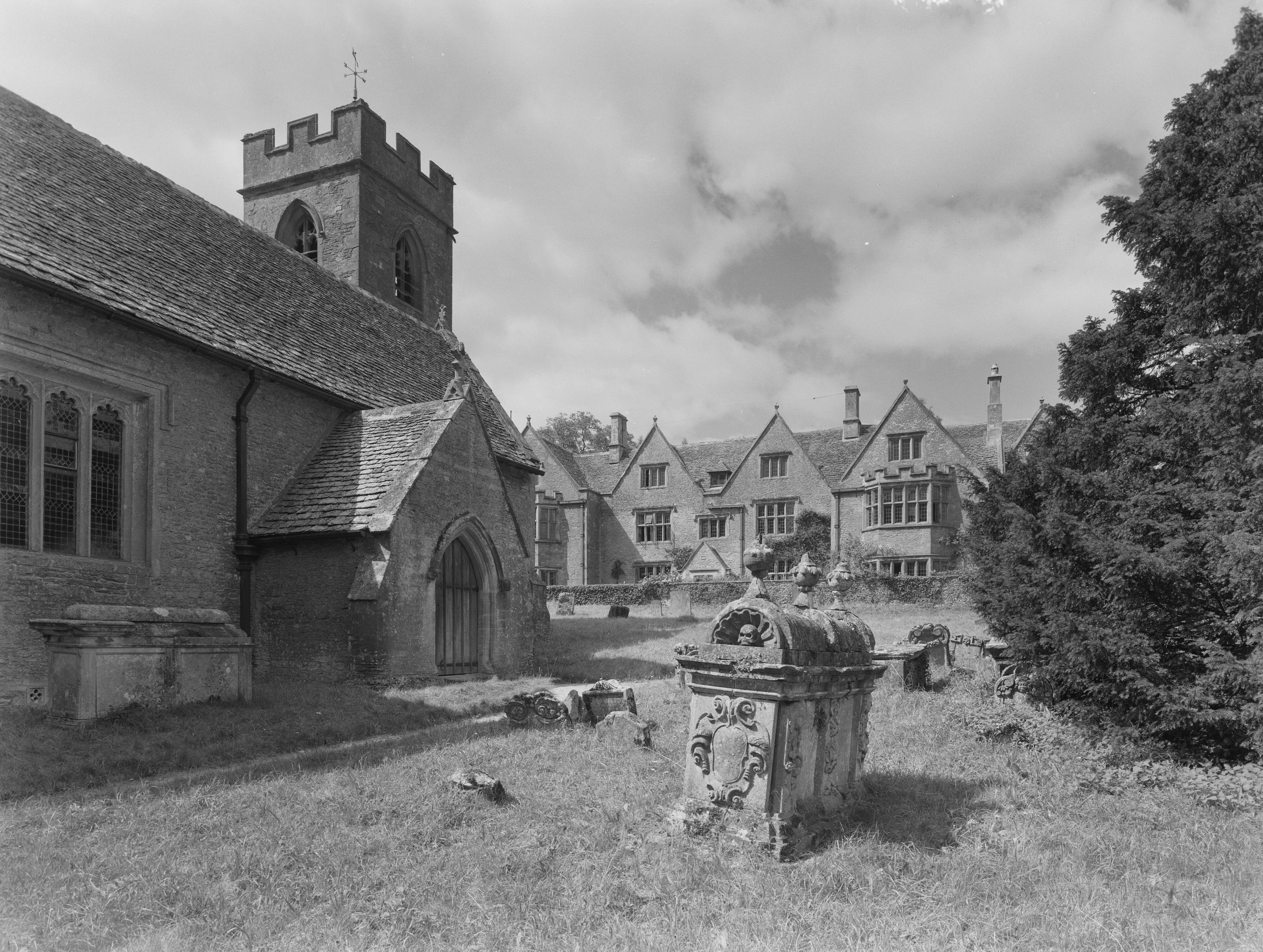 Asthall Manor
