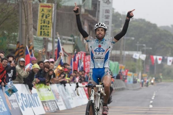 Markus Eibegger (Tabriz Petrochemical Team) wins the stage