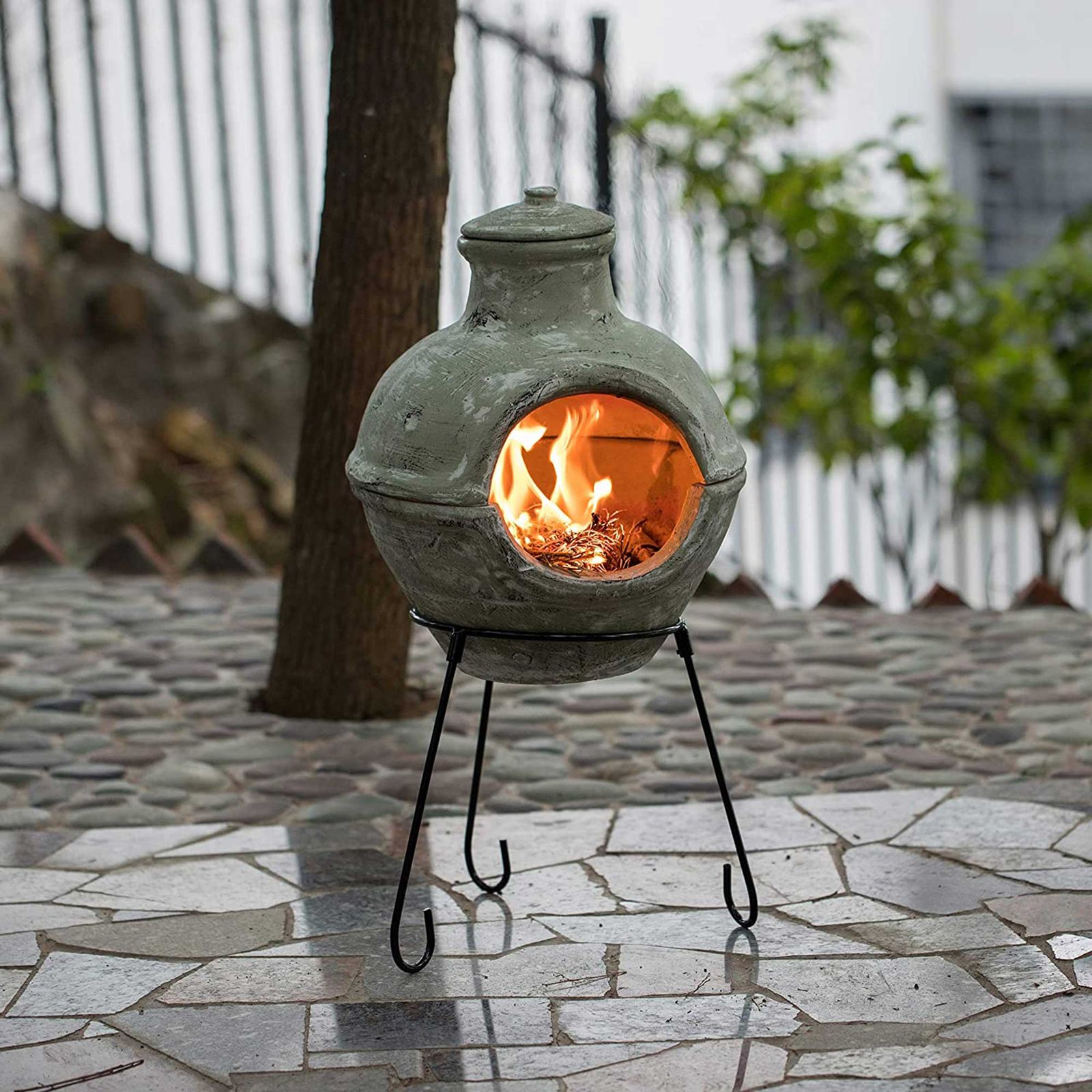What is a chiminea and how do you use it? Gardeningetc