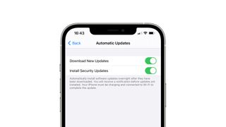 Image from 9to5Mac showing toggles for regular and security updates on iOS 14.5