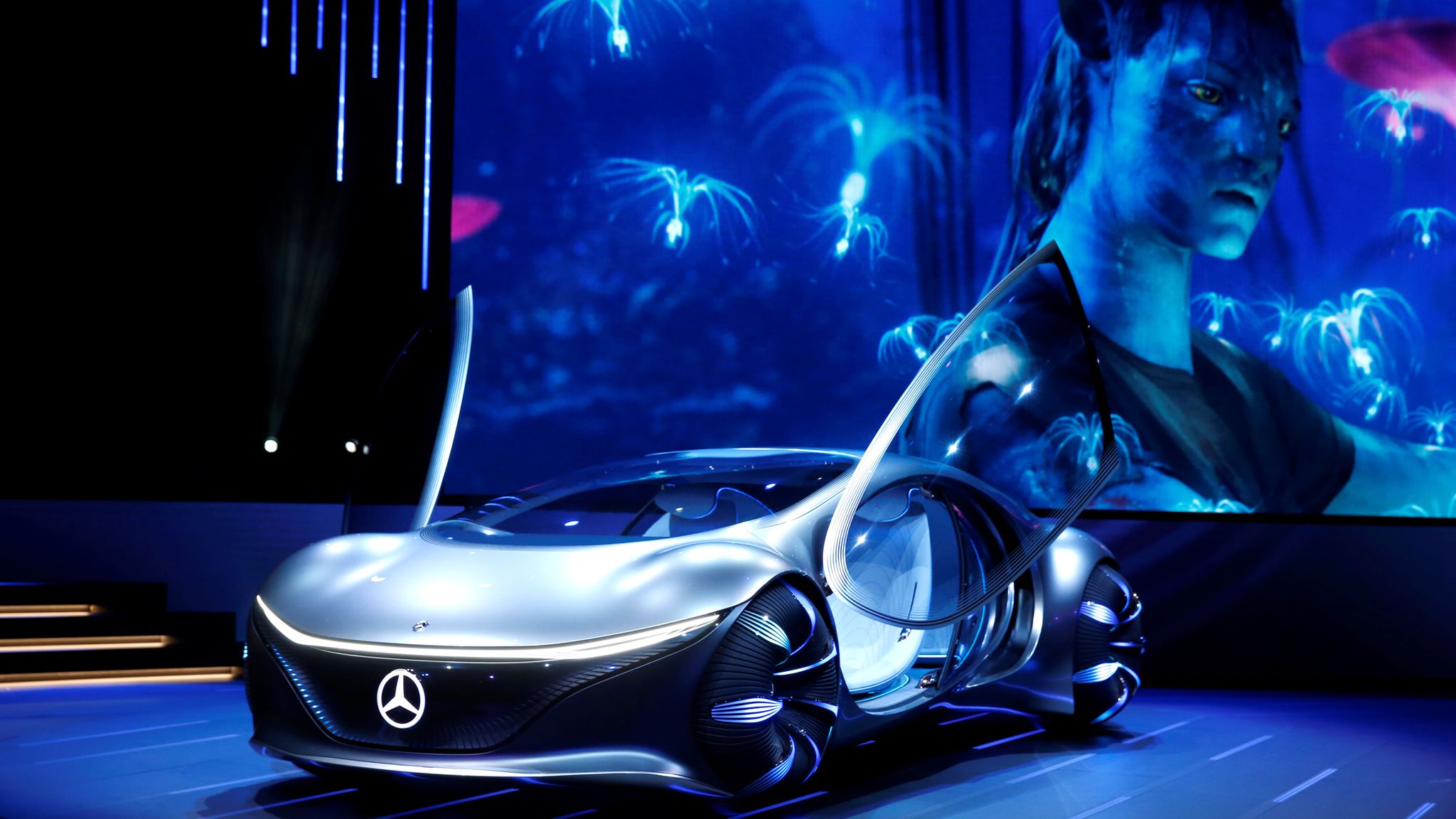 Mercedes A Lancé Un Concept-Car Inspiré D’avatar Au Ces 2020