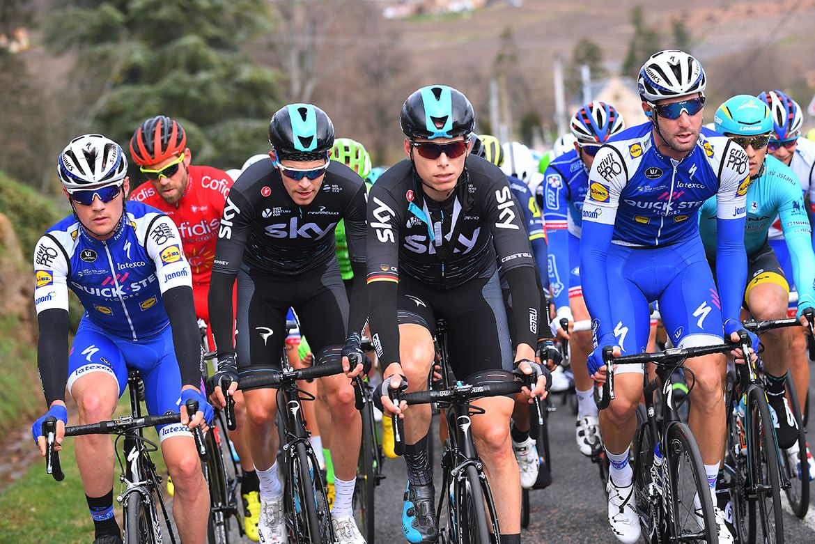 Christian Knees in the Paris-Nice peloton