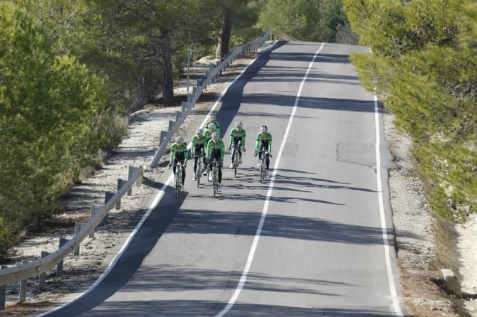 The Belkin team retain their green and black kit for this season