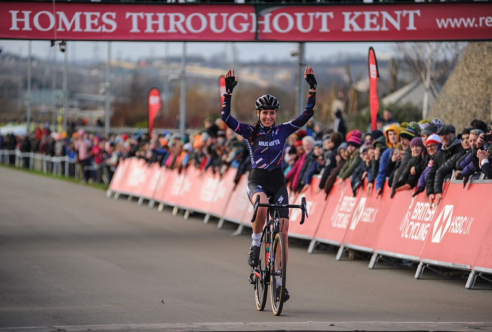 Nikki Brammeier wins elite women's British Cyclo-cross title