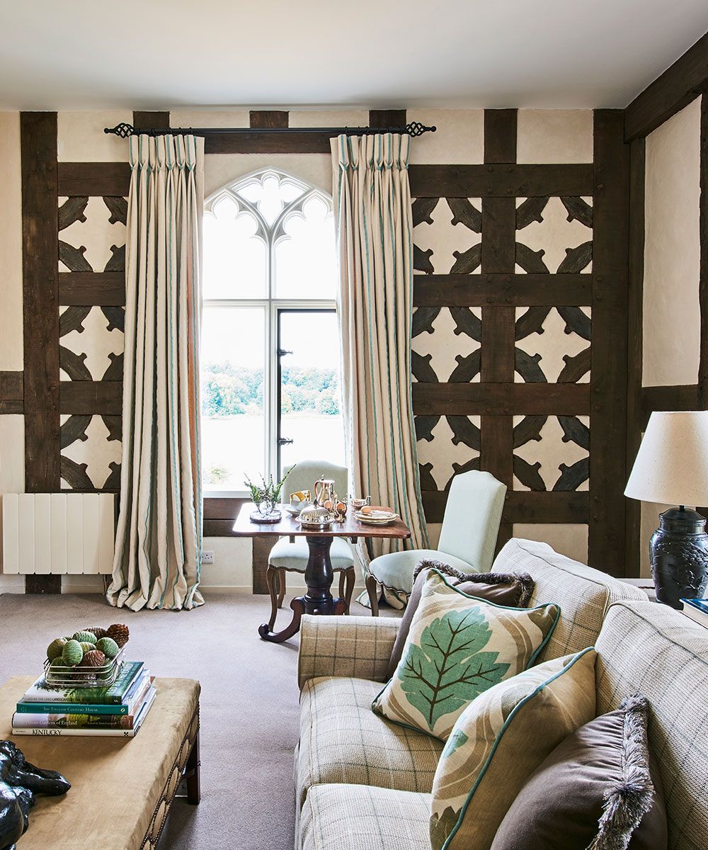 House-Styles-Tudor-Jonathan-Gooch