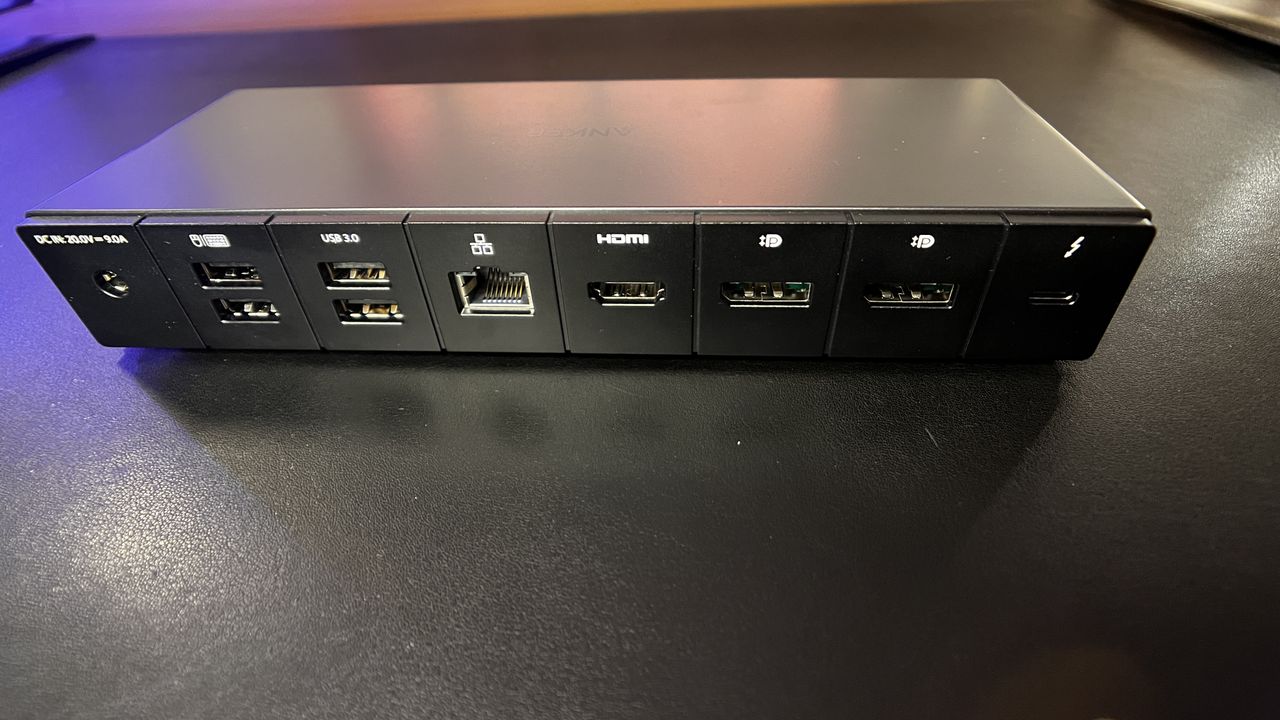 Anker 778 Thunderbolt Dock