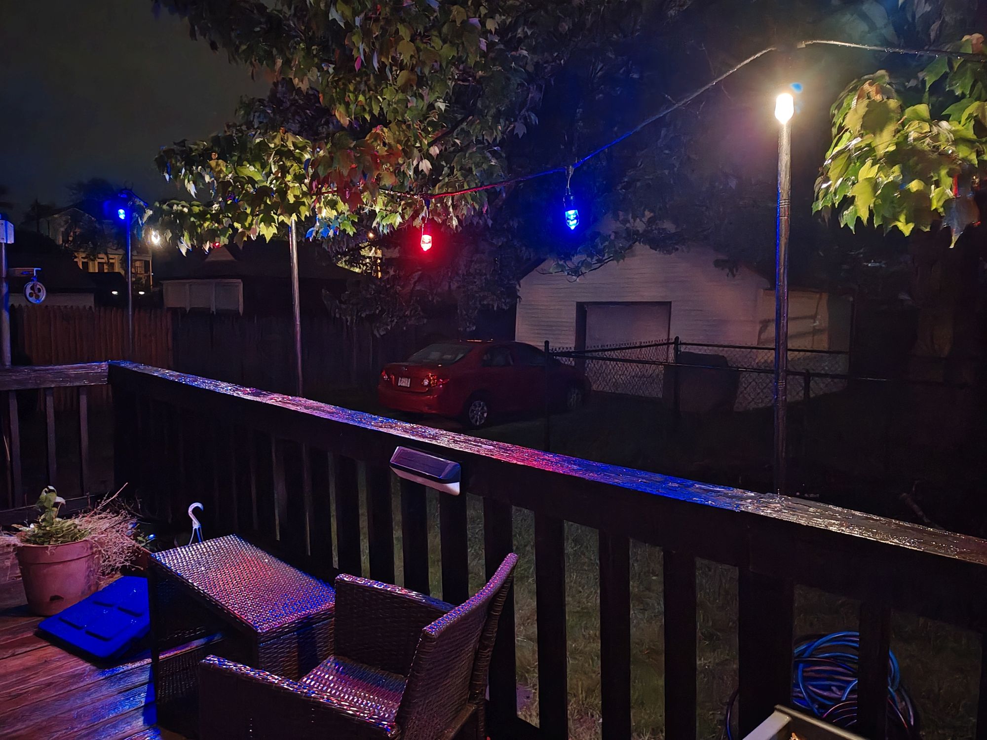 Motorola Razr Plus 2024 low light sample.