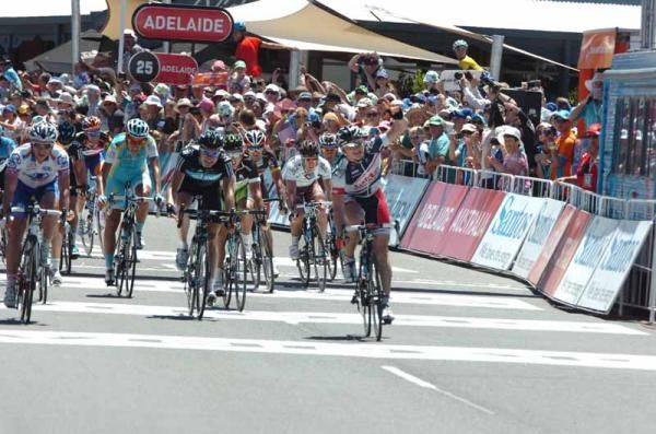 Andre Greipel (Lotto Belisol) takes the stage and the race lead