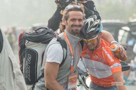 Jakub Mareczko celebrates with soigneur Filippo Ballerini