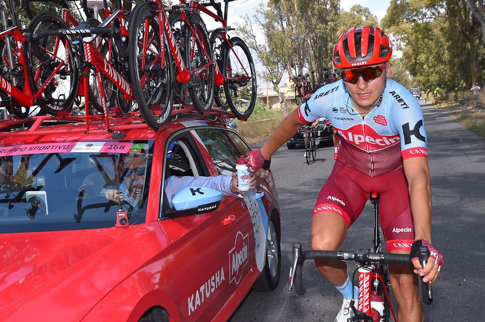 Vyacheslav Kuznetsov at the Katusha-Alpecin team car