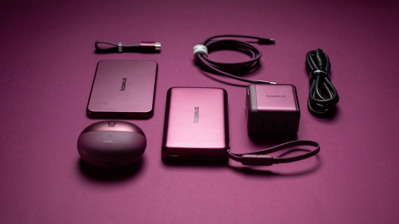 Baseus Dark Cherry iPhone 18 Pro collection review